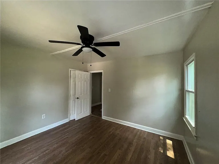 1537 Orlando St SW — Photo 15