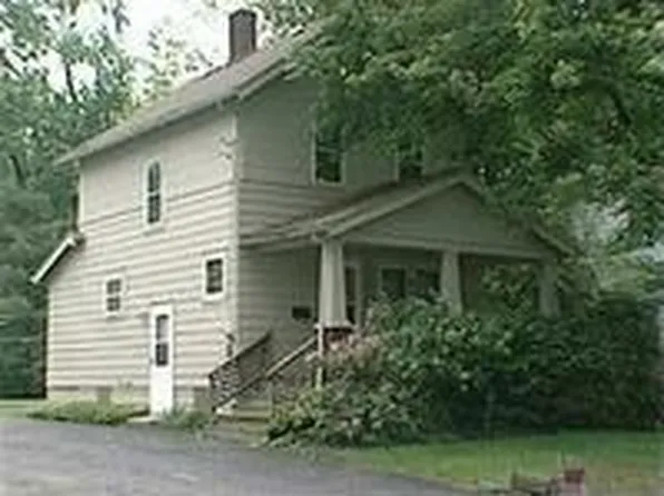 1650 Bonnie Brae Ave NE, Warren, OH 44483