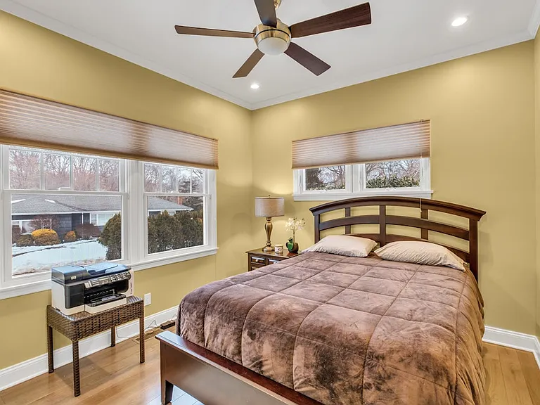 300 Fiddler Ln — Photo 14