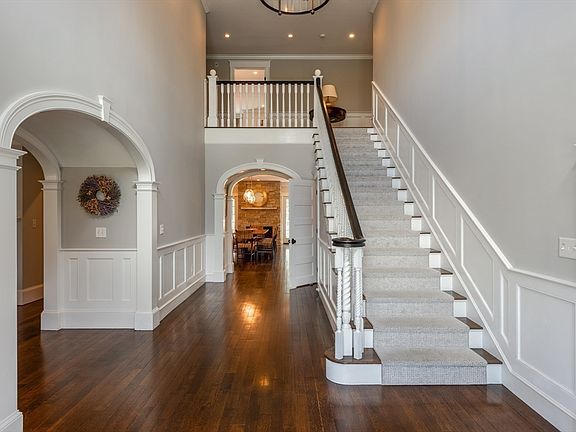 5th image of 37 Forster Rd