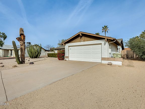 2nd image of 5136 W LARKSPUR Drive