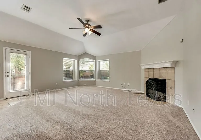 12421 Bruschetta Dr — Photo 6