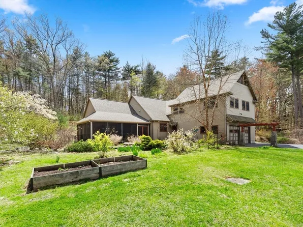 144 Brook St, Hudson, MA 01749