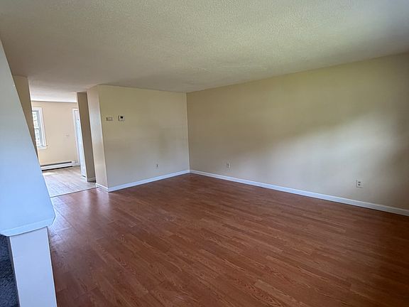 2nd image of 73 Glen Eagle Dr #73
