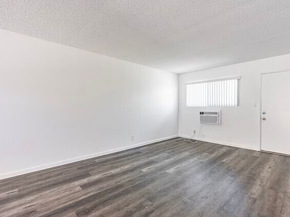 2nd image of 20600 Seine Ave APT 111