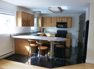 17 Ardmore Rd #19-A, West Hartford, CT 06119