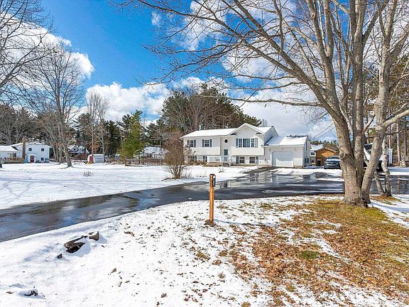 3rd image of 23 Valley Rd