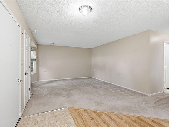 5th image of 1314 W Jenkins Blvd