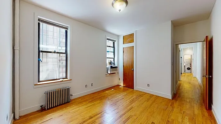 Rented by Bond New York | media 7