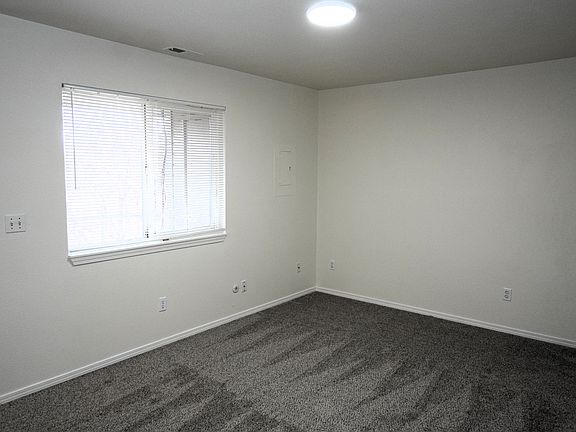 2nd image of 4684 W Pasadena Ln #201