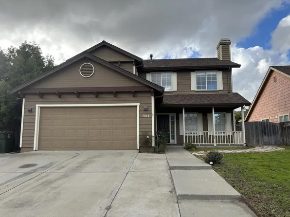 1868 Hartford St, Salinas, CA 93906