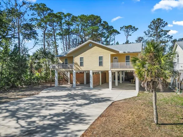 201 1st St NW Unit B, Steinhatchee, FL 32359