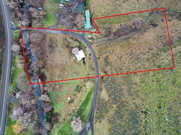 2nd image of 8047 Asotin Creek Rd