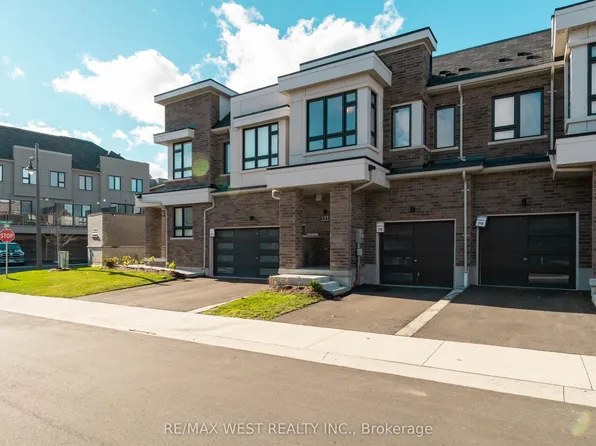 153 Sailors Lndg, Clarington, ON L1C 7G4