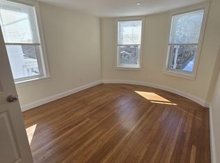 69 Mall St #2, Lynn, MA 01905