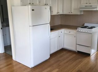 5 E Wyoming Ave APT 10, Melrose, MA 02176