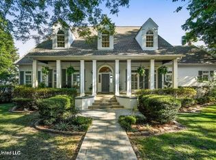 1109 Hickory Hill Dr, Gautier, MS 39553