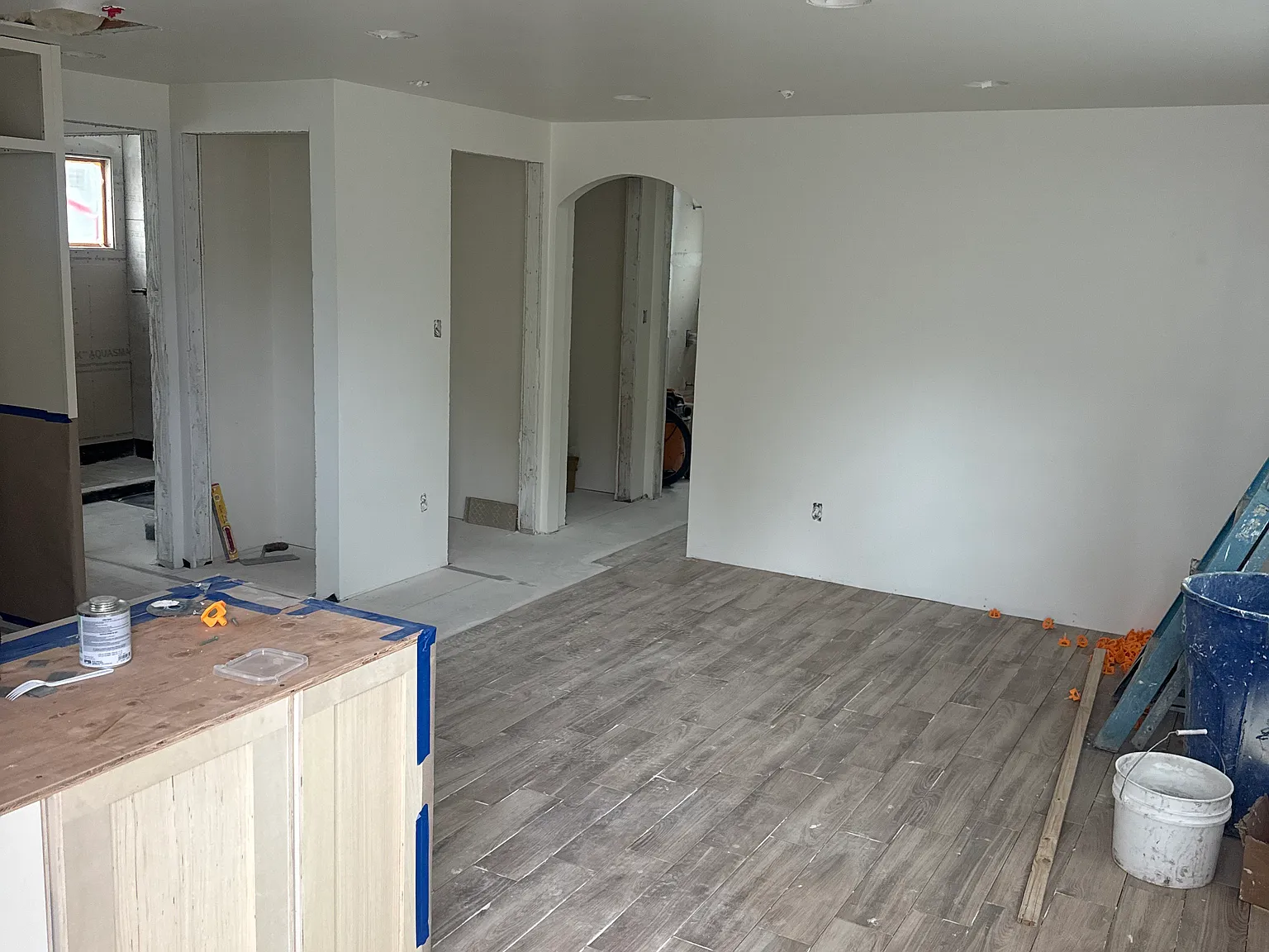 2 bed, 750 sqft, $3,550 — Photo 3
