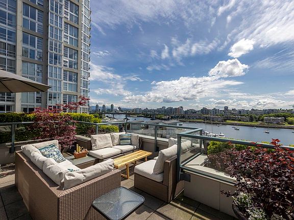 2nd image of 1288 Marinaside Cres #711
