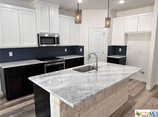 1041 Republic Cir, Copperas Cove, TX 76522