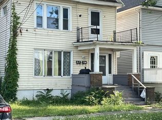 2027 Woodlawn Ave #2, Niagara Falls, NY 14301