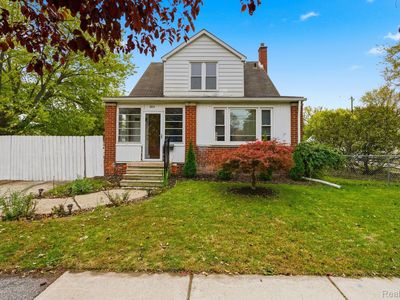 804 E Lincoln Ave, Madison Heights, MI, 48071