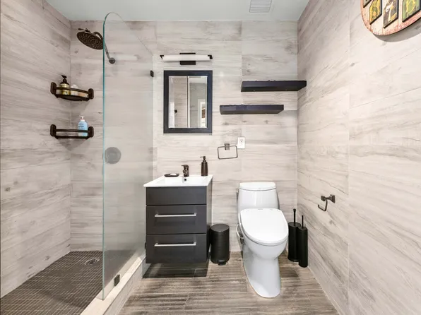 19-19 24th Avenue image 6 of 17