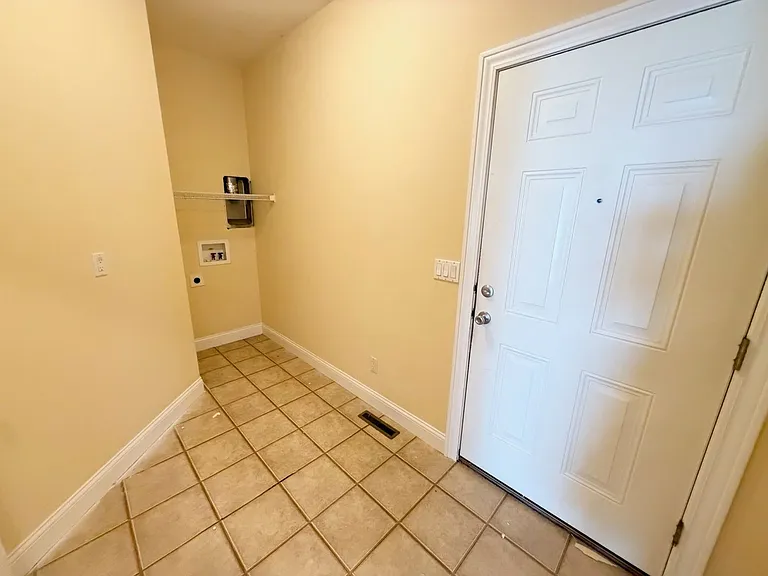 1513 Stonebluff Ct — Photo 19