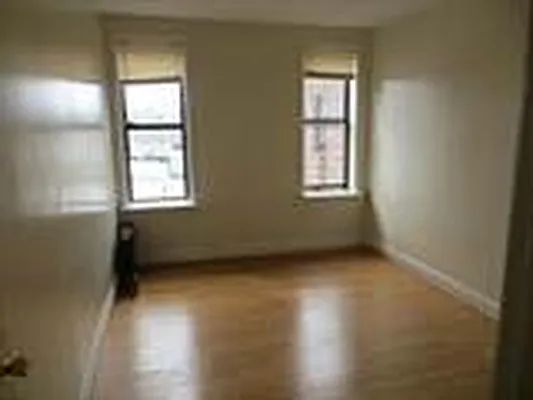 Rented by David W Realty Inc | media 30