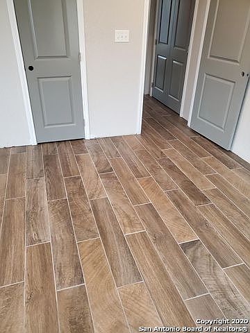 2nd image of 112 Parkcrest