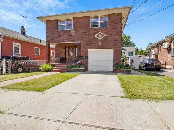 13506 62nd Road Road, Flushing, NY 11367