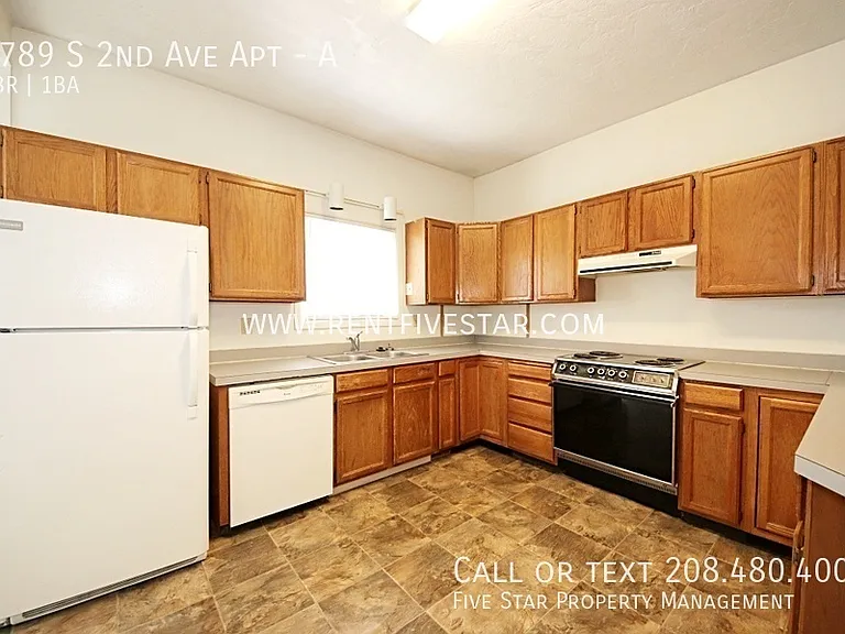 1789 S 2nd Ave #A — Photo 5