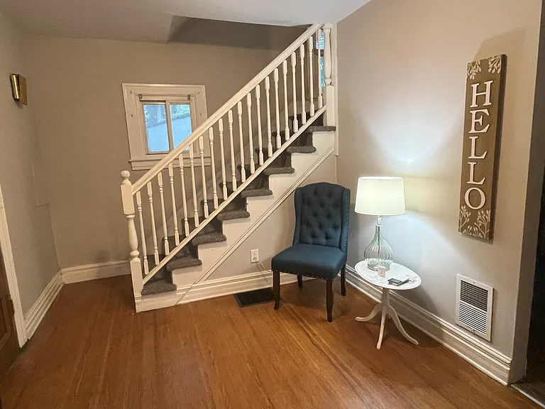 57 Barton St — Photo 10