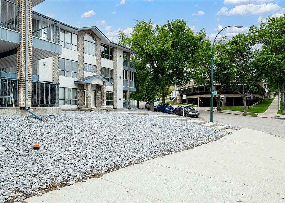 1st image of 407 N Macleod Trl SE #4
