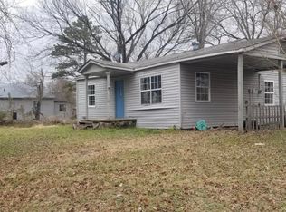 803 S 2nd St, Judsonia, AR 72081
