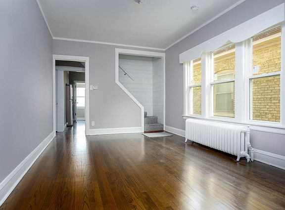 3rd image of 6148 W Berenice Ave