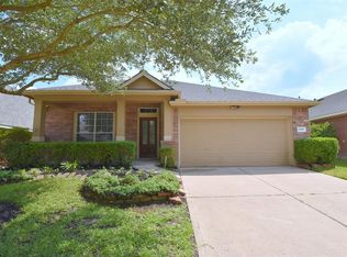 11407 N Creekwood Hills Ln, Houston, TX 77070