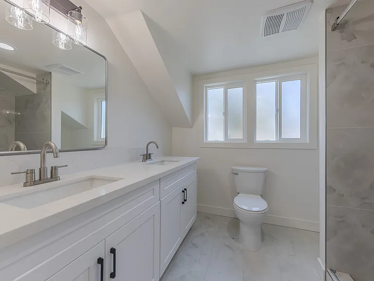 3972 Hubert Ave — Photo 13
