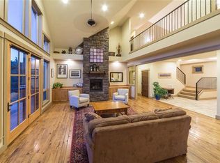 8030 NW Grubstake Way, Redmond, OR