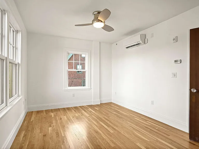 165 Winthrop Rd #D — Photo 37