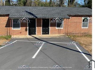 1215 Woolfolk Ter, Macon, GA 31217