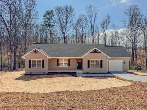 209 Dalton Rd, Seneca, SC 29678