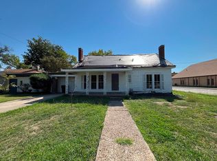 2121 Park St, Greenville, TX 75401