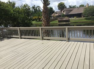 953 Pelican Bay Dr, Daytona Beach, FL 32119