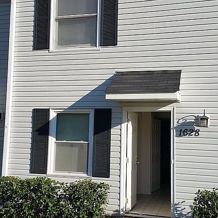 2nd image of 1624 Village Lake Dr