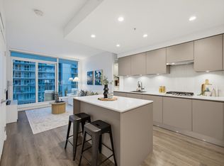 3833 Evergreen Pl #1511, Burnaby, BC V3J 0M2