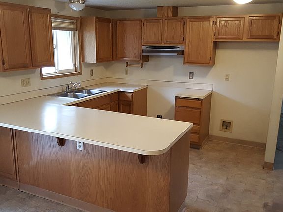 5th image of 2203 NE 93rd Ct