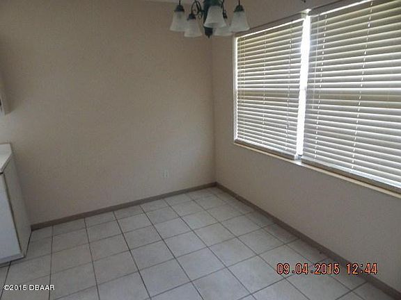 4th image of 840 Center Ave APT 90