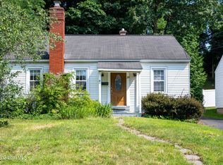 29 Oxford Rd, Albany, NY 12203