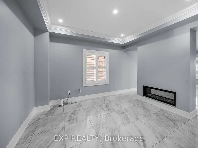 35 Tyndall Dr — Photo 10